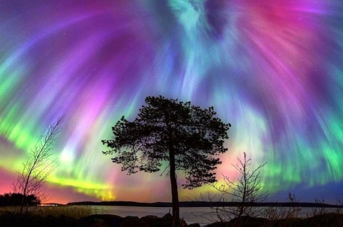 The Ever-Changing Palette of the Sky: Exploring Its Colors and Causes