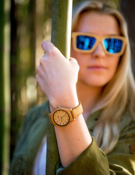 Wooden watch w canvas strap. Desert Sand. Women s 35mm. Swell Vision